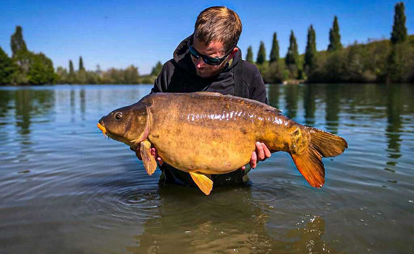 https://www.fishermanholidays.com/images-waters/lac-de-grosley/swims/_1600x980_crop_center-center_80_line/Lac-de-Grosley-France-carp-fishing-holidays-with-peace-of-mind.jpeg
